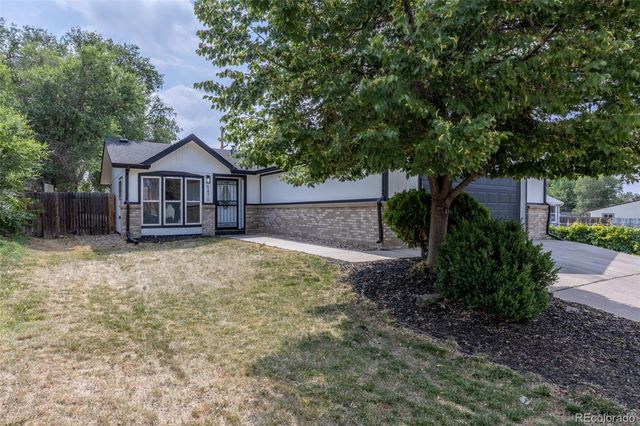 5470 Magnolia Street, Commerce City, CO 80022