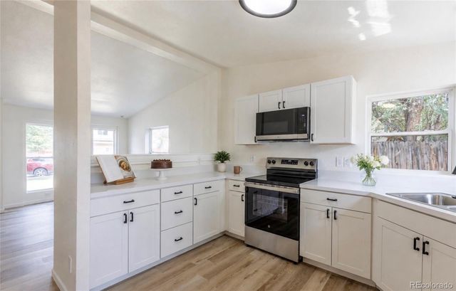 5470 Magnolia Street, Commerce City, CO 80022