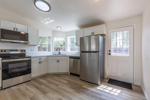 5470 Magnolia Street, Commerce City, CO 80022