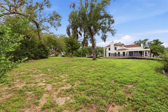 40TH AVENUE N, St Petersburg, FL 33703