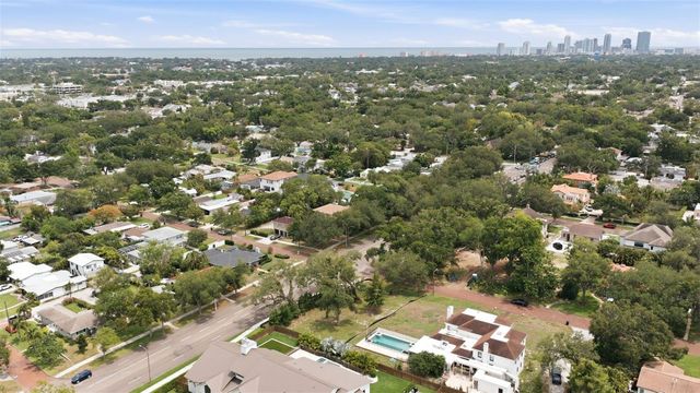 40TH AVENUE N, St Petersburg, FL 33703
