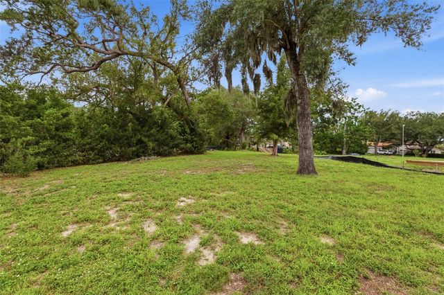 40TH AVENUE N, St Petersburg, FL 33703