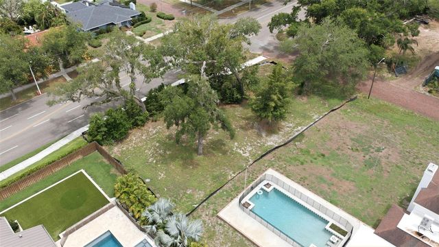 40TH AVENUE N, St Petersburg, FL 33703