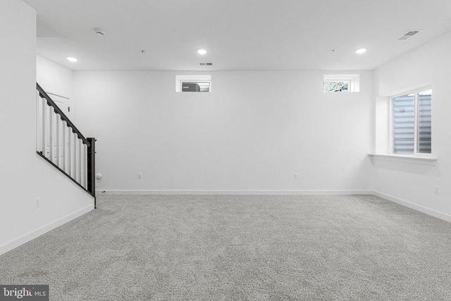 5728 HOWARD DR, Glen Burnie, MD 21061