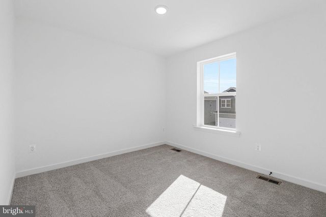 5728 HOWARD DR, Glen Burnie, MD 21061