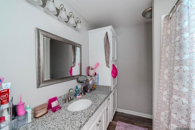802 Rue Michelle, Baker, LA 70714