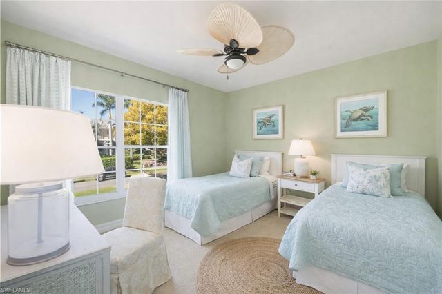 611 10th AVE S B2, Naples, FL 34102