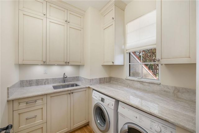 611 10th AVE S B2, Naples, FL 34102