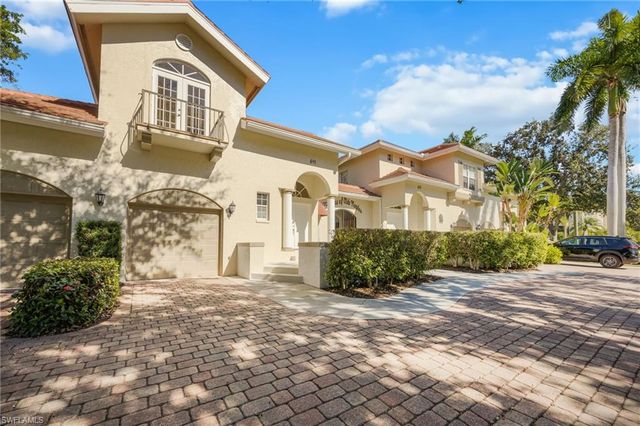 611 10th AVE S B2, Naples, FL 34102