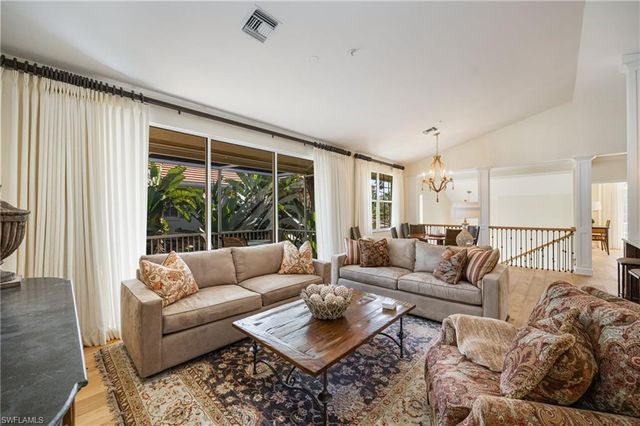 611 10th AVE S B2, Naples, FL 34102