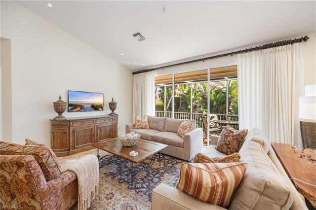 611 10th AVE S B2, Naples, FL 34102