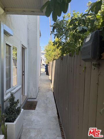 1410 Maltman Avenue, Los Angeles, CA 90026