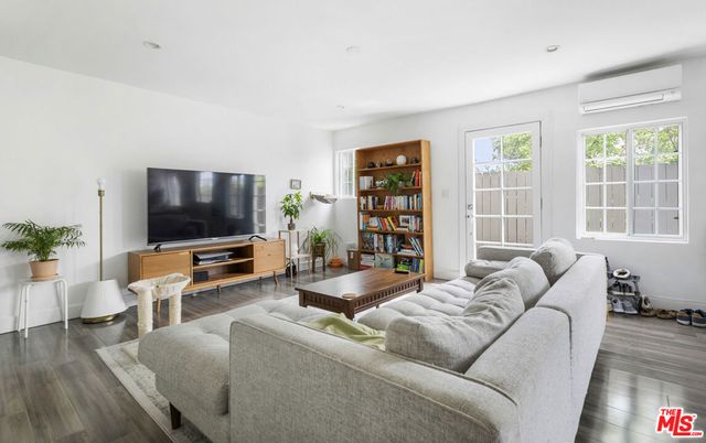 1410 Maltman Avenue, Los Angeles, CA 90026