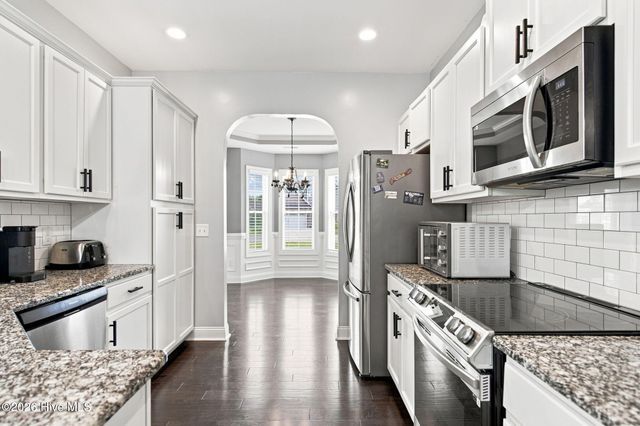601 Aurora Place, Hampstead, NC 28443