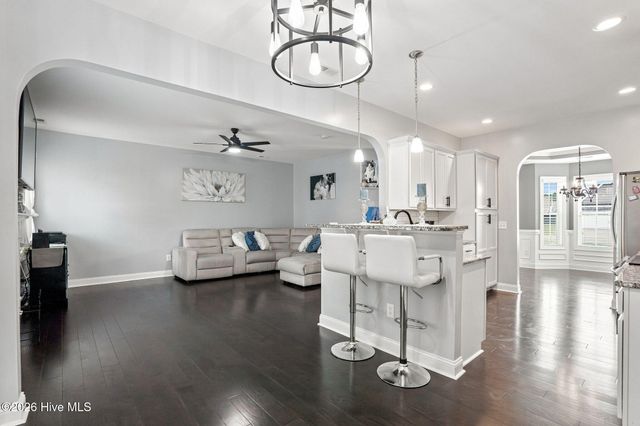 601 Aurora Place, Hampstead, NC 28443