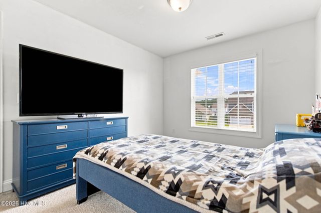 601 Aurora Place, Hampstead, NC 28443