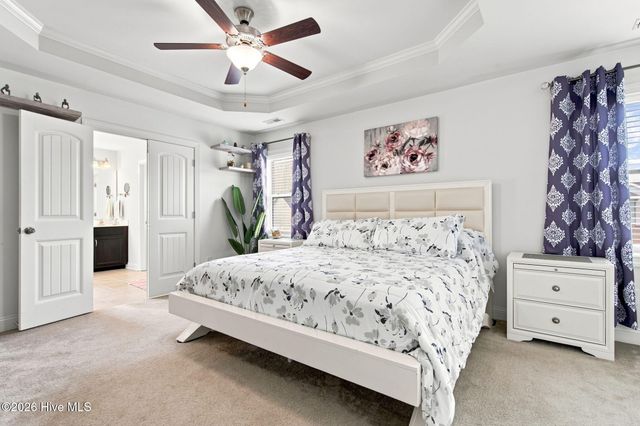 601 Aurora Place, Hampstead, NC 28443