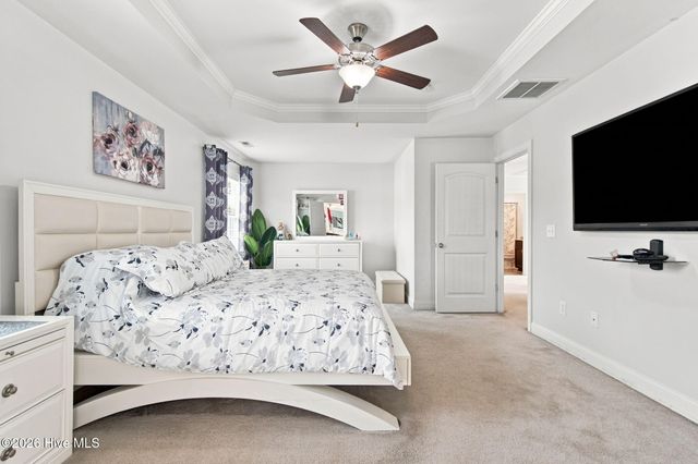 601 Aurora Place, Hampstead, NC 28443
