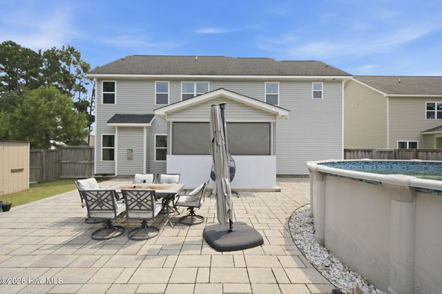601 Aurora Place, Hampstead, NC 28443