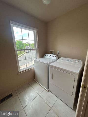 107 TARTAN LN, Hainesport, NJ 08036
