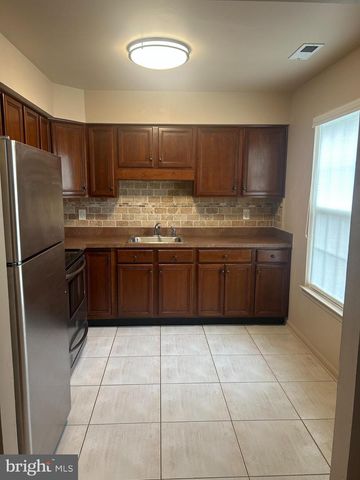 107 TARTAN LN, Hainesport, NJ 08036