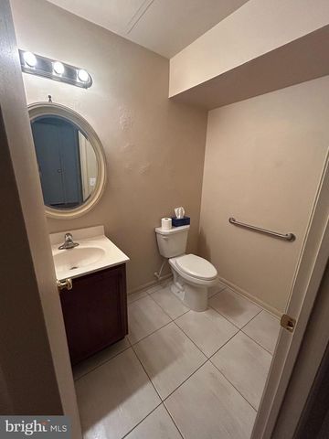 107 TARTAN LN, Hainesport, NJ 08036