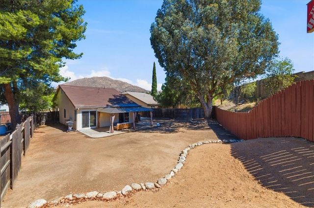 12348 Hythe, Moreno Valley, CA 92557