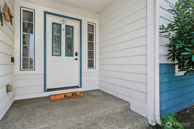 17707 25th Avenue Ct E, Tacoma, WA 98445