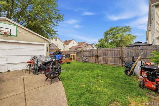 282 Newfield Street, Buffalo, NY 14207