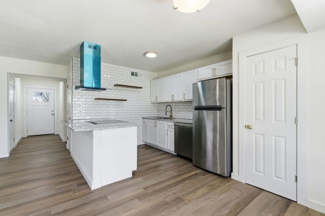 248 Gordon Drive, Azle, TX 76020