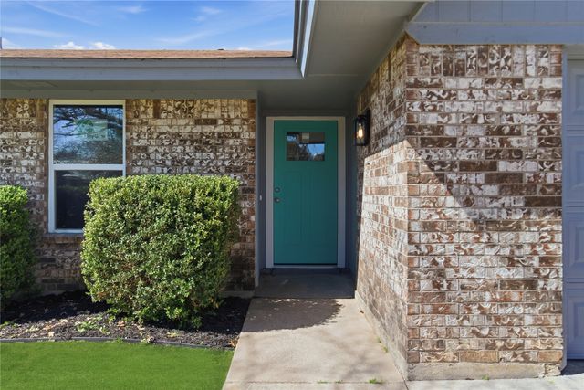 248 Gordon Drive, Azle, TX 76020