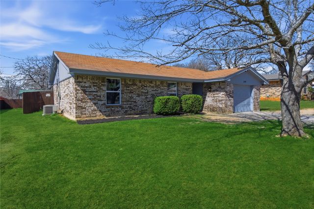 248 Gordon Drive, Azle, TX 76020