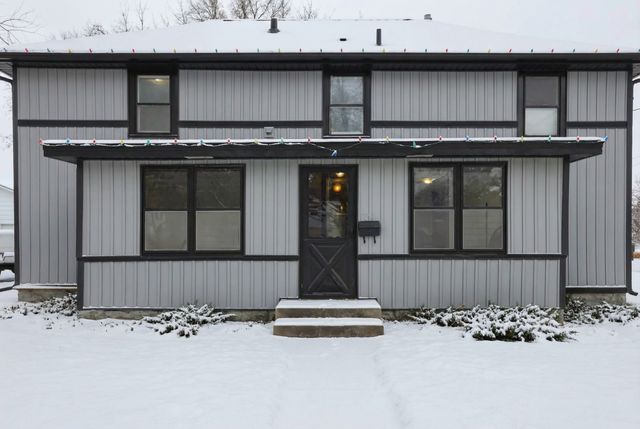 726 7th Avenue NW, Faribault, MN 55021