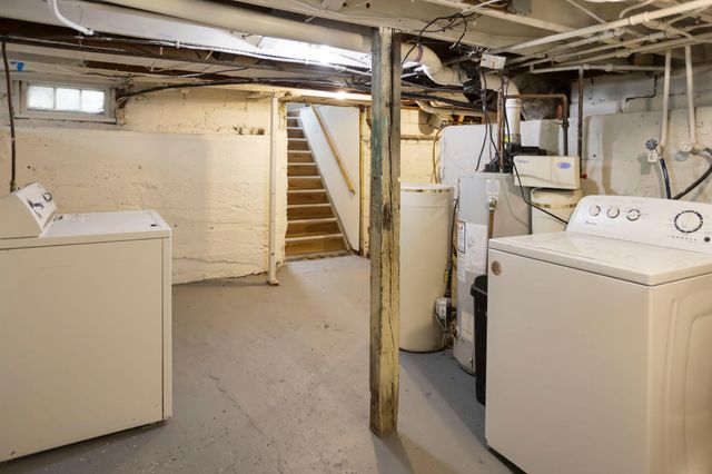 726 7th Avenue NW, Faribault, MN 55021