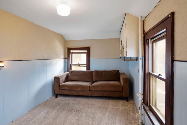 726 7th Avenue NW, Faribault, MN 55021