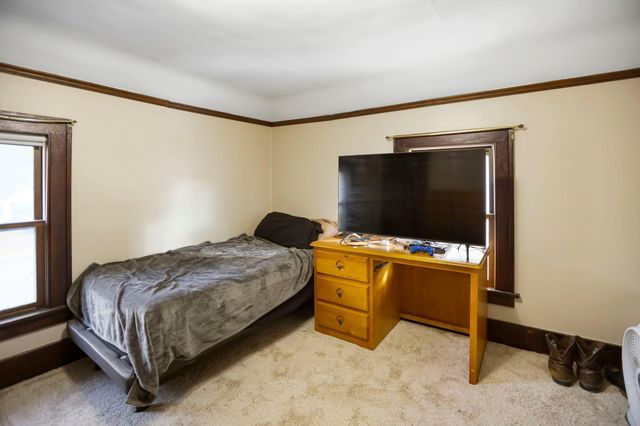 726 7th Avenue NW, Faribault, MN 55021