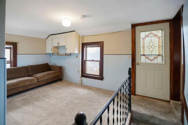 726 7th Avenue NW, Faribault, MN 55021