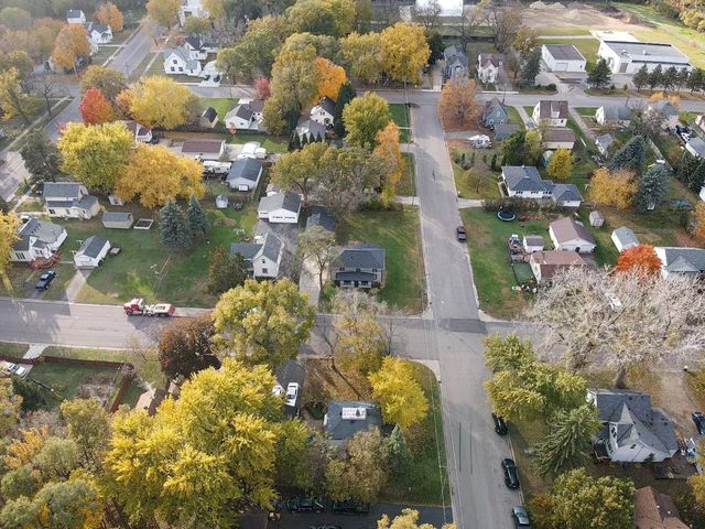726 7th Avenue NW, Faribault, MN 55021
