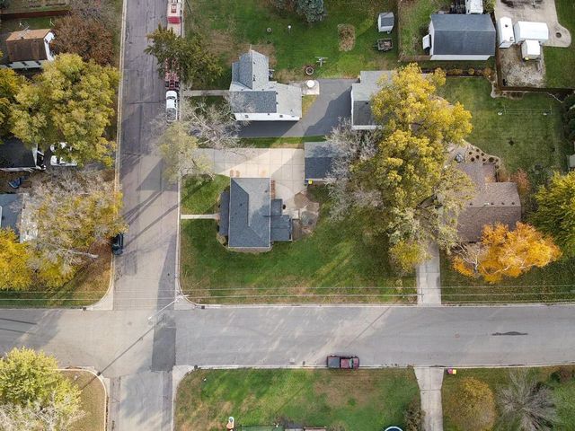 726 7th Avenue NW, Faribault, MN 55021