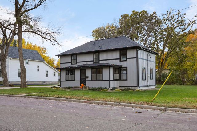 726 7th Avenue NW, Faribault, MN 55021