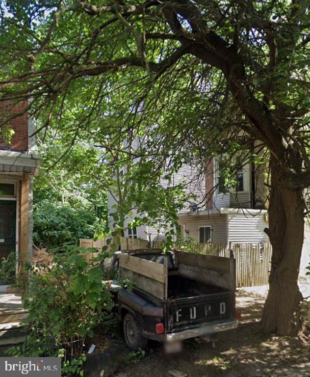 3958 MELON ST, Philadelphia, PA 19104
