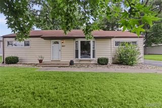 5817 Memory Lane, Belleville, IL 62226