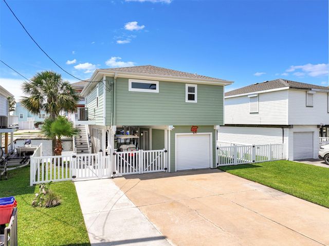 16716 Tahiti Way, Jamaica Beach, TX 77554