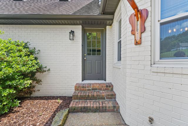 900 Dories Ln, Lewisburg, TN 37091