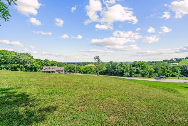 900 Dories Ln, Lewisburg, TN 37091