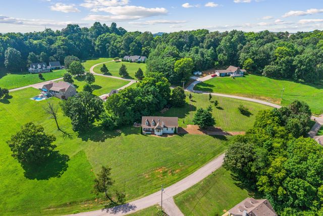 900 Dories Ln, Lewisburg, TN 37091