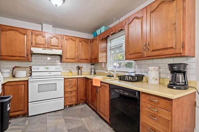 728 E 97TH Street, Kansas City, MO 64131