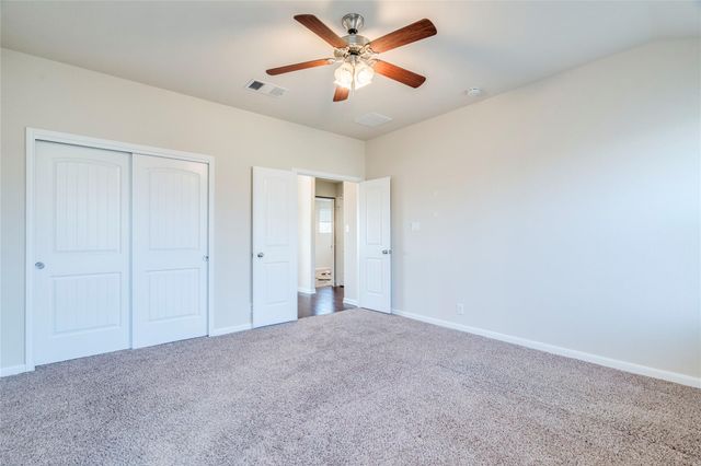 17708 Linkhill DR, Dripping Springs, TX 78620