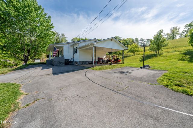 214 Wilson Avenue, Elizabethton, TN 37643