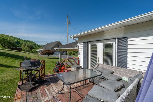 214 Wilson Avenue, Elizabethton, TN 37643